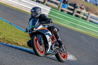 PJM-Wedding-Photography;enduro-digital-images;event-digital-images;eventdigitalimages;mallory-park;mallory-park-photographs;mallory-park-trackday;mallory-park-trackday-photographs;no-limits-trackdays;peter-wileman-photography;racing-digital-images;trackday-digital-images;trackday-photos